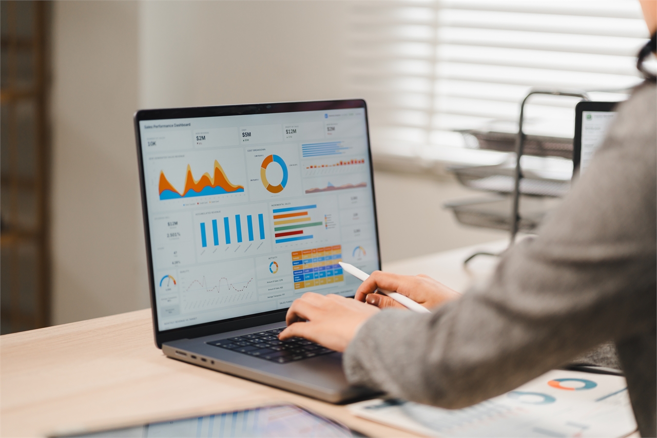 Semrush「AI可視性ツールキット」とは？
